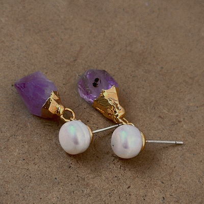 Seaside holiday style natural stone pearl earring