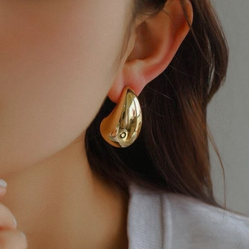 High design drop earring