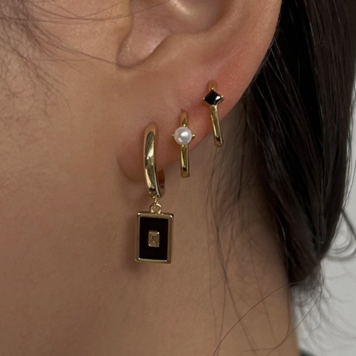 Square zircon earring