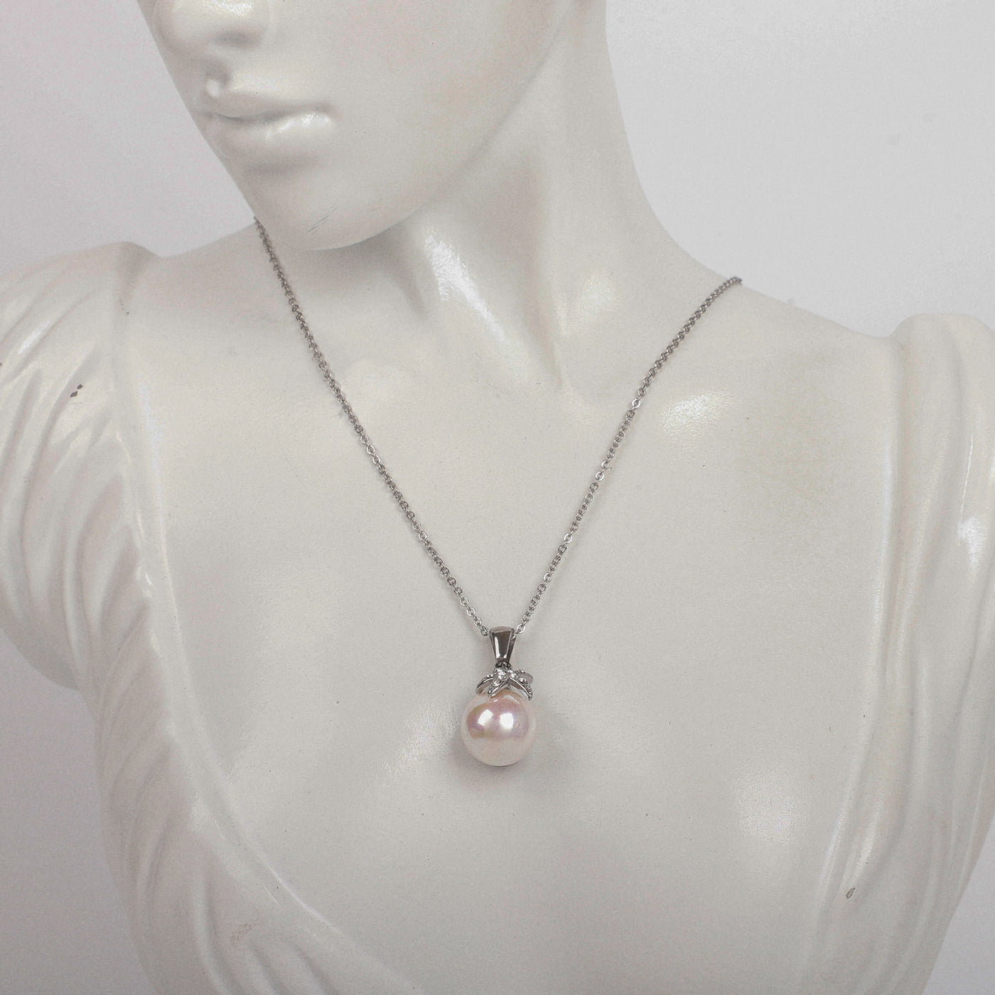 Pentagram pearl pendant temperament necklace