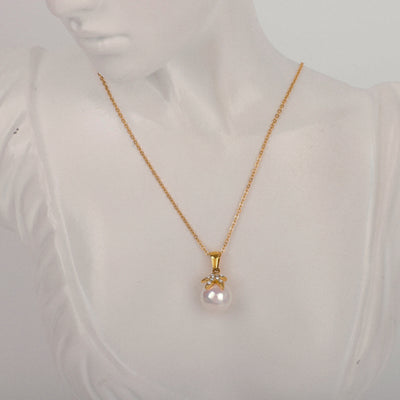 Pentagram pearl pendant temperament necklace