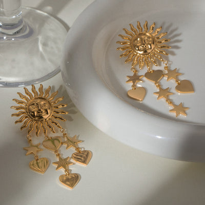 Sun smiling face with love five-pointed star earring